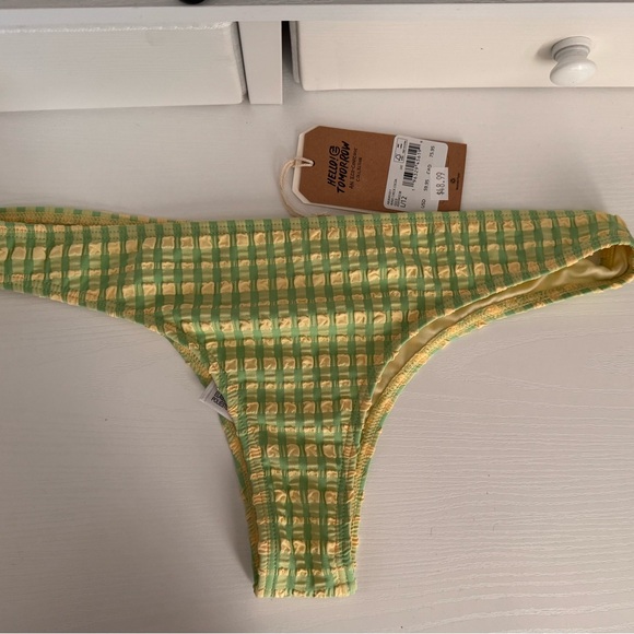 NWT Billabong Wave Check Coco Skimpy
Bikini Bottom Size L - Picture 4 of 5